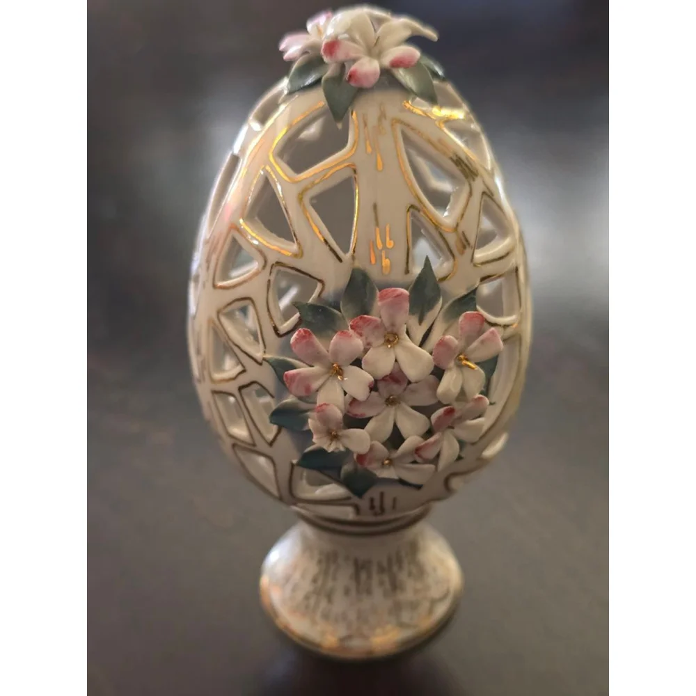 Vintage Cottagecore Russian Fenix White Gold Floral Cutout Ceramic Egg Decor